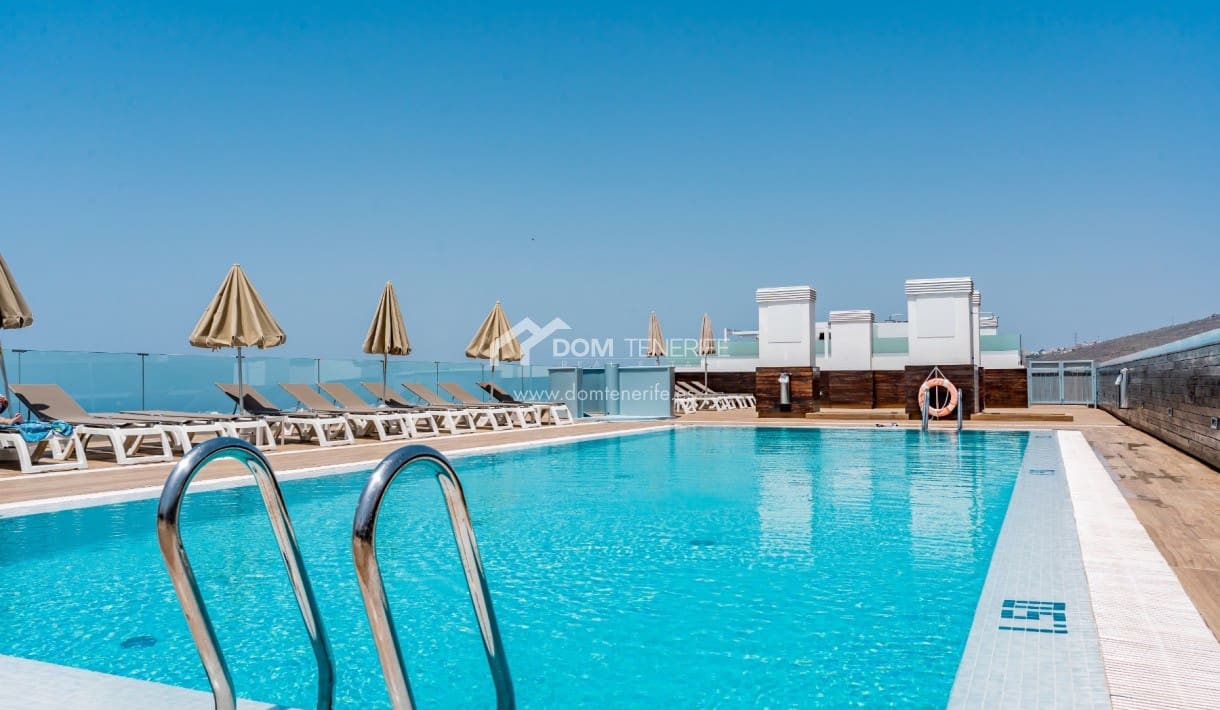 2 chambre Appartement à vendre à Adeje avec piscine garage - 380 000 € (Ref: 9431919)