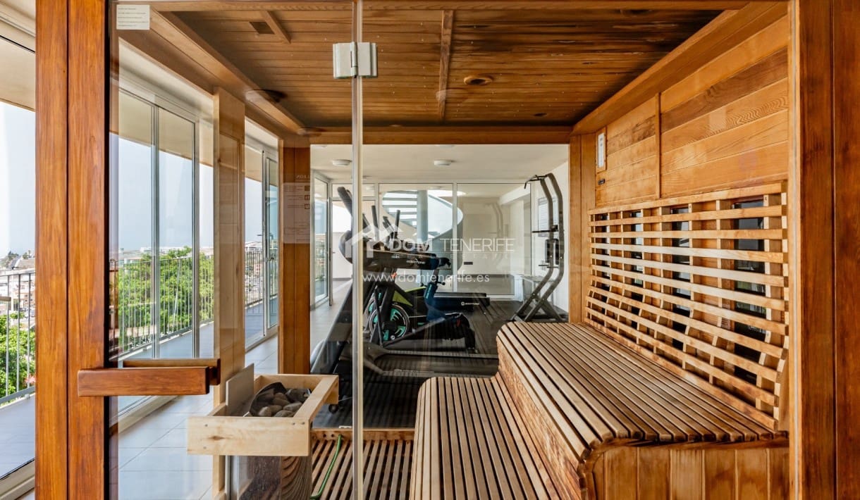 2 chambre Appartement à vendre à Adeje avec piscine garage - 380 000 € (Ref: 9431919)