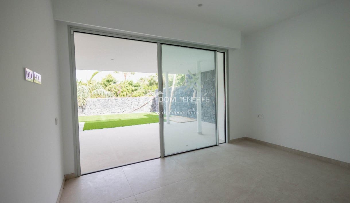 5 Zimmer Villa zu verkaufen in Costa Adeje mit Pool Garage - 2.700.000 € (Ref: 9436526)