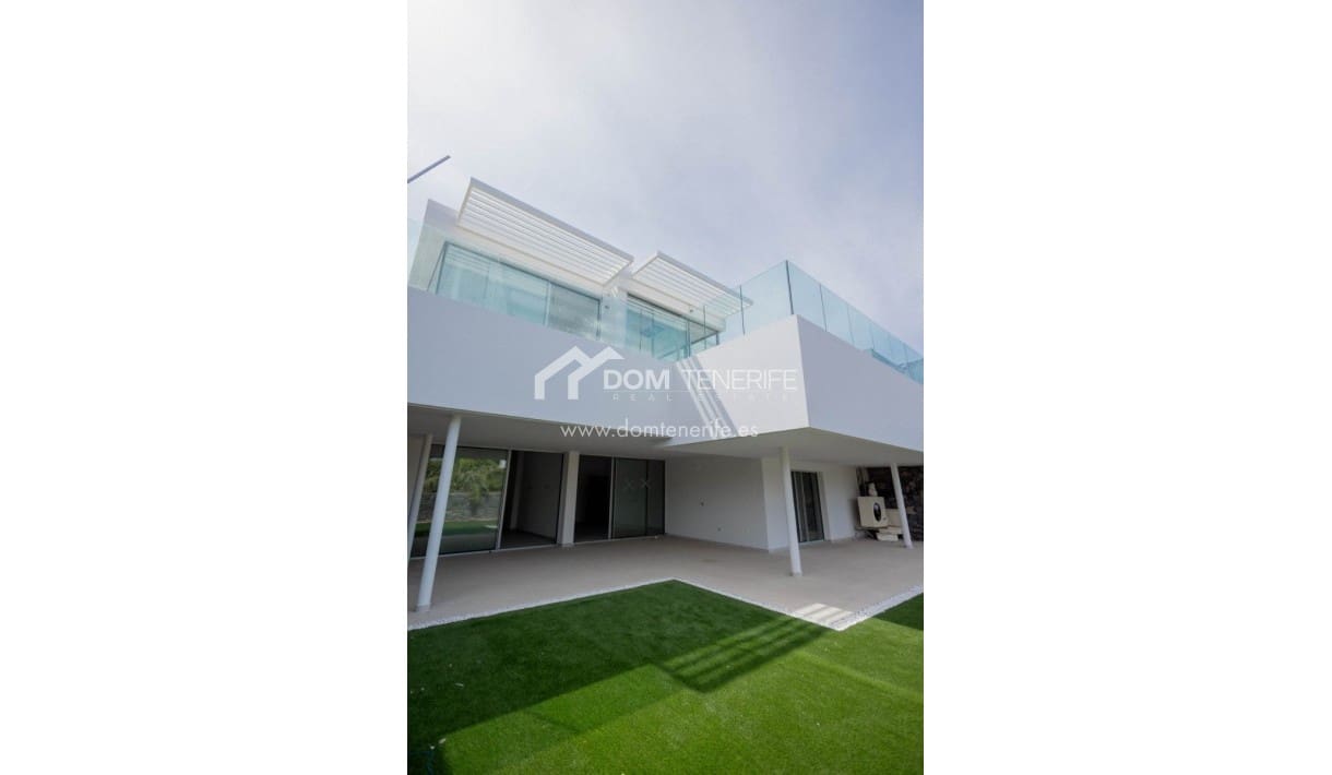 5 Zimmer Villa zu verkaufen in Costa Adeje mit Pool Garage - 2.700.000 € (Ref: 9436526)