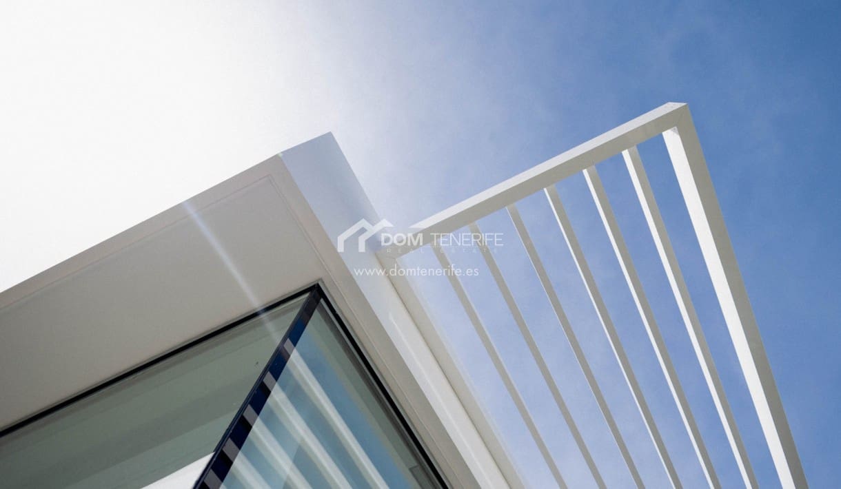 5 Zimmer Villa zu verkaufen in Costa Adeje mit Pool Garage - 2.700.000 € (Ref: 9436526)