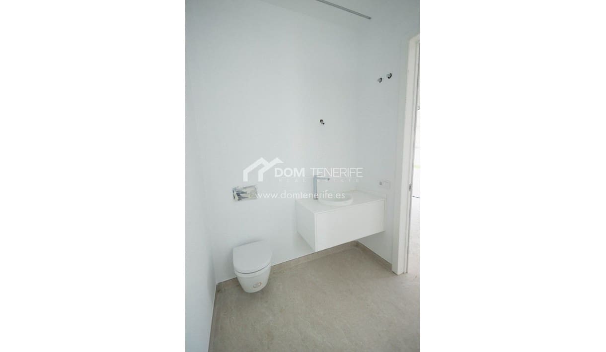 5 Zimmer Villa zu verkaufen in Costa Adeje mit Pool Garage - 2.700.000 € (Ref: 9436526)