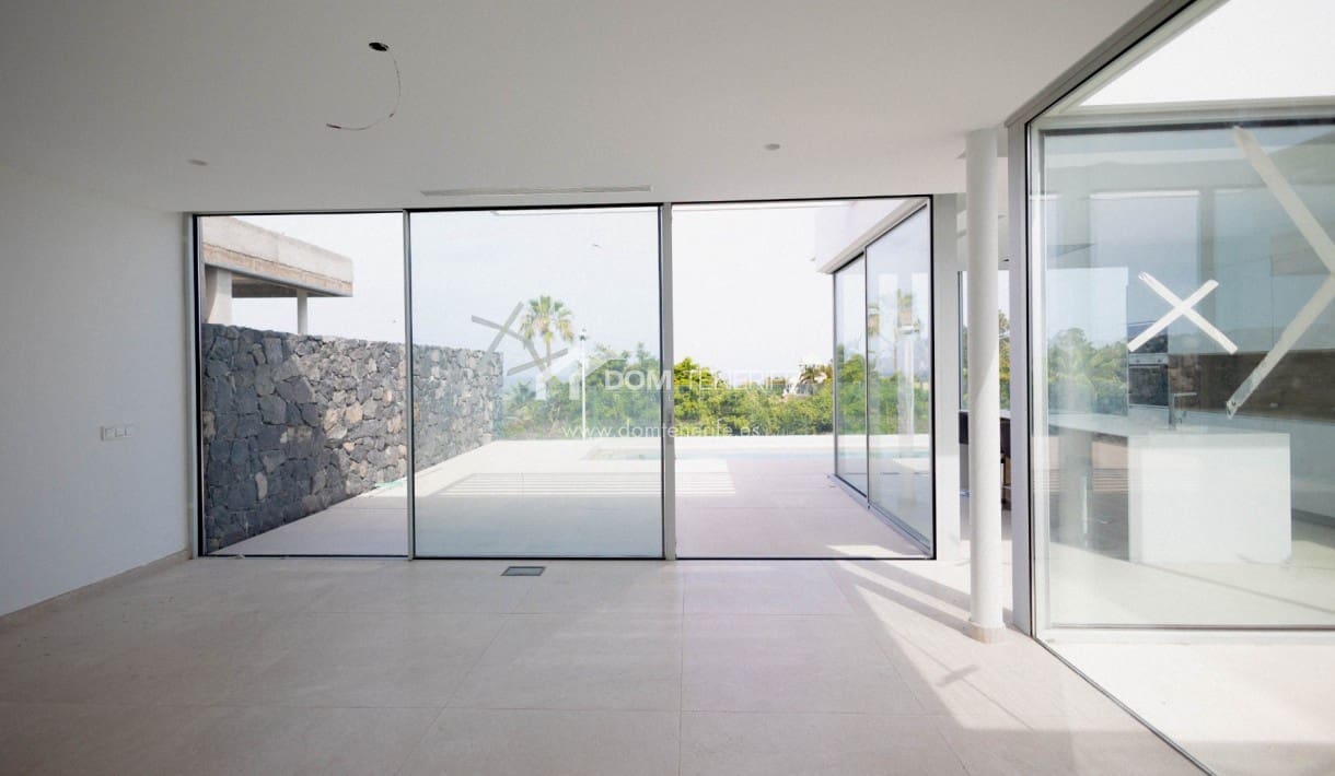 5 Zimmer Villa zu verkaufen in Costa Adeje mit Pool Garage - 2.700.000 € (Ref: 9436526)