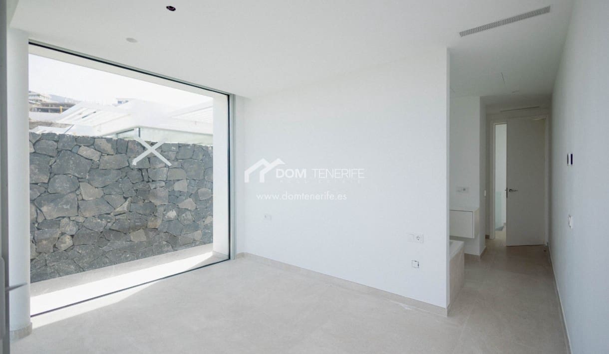 5 Zimmer Villa zu verkaufen in Costa Adeje mit Pool Garage - 2.700.000 € (Ref: 9436526)