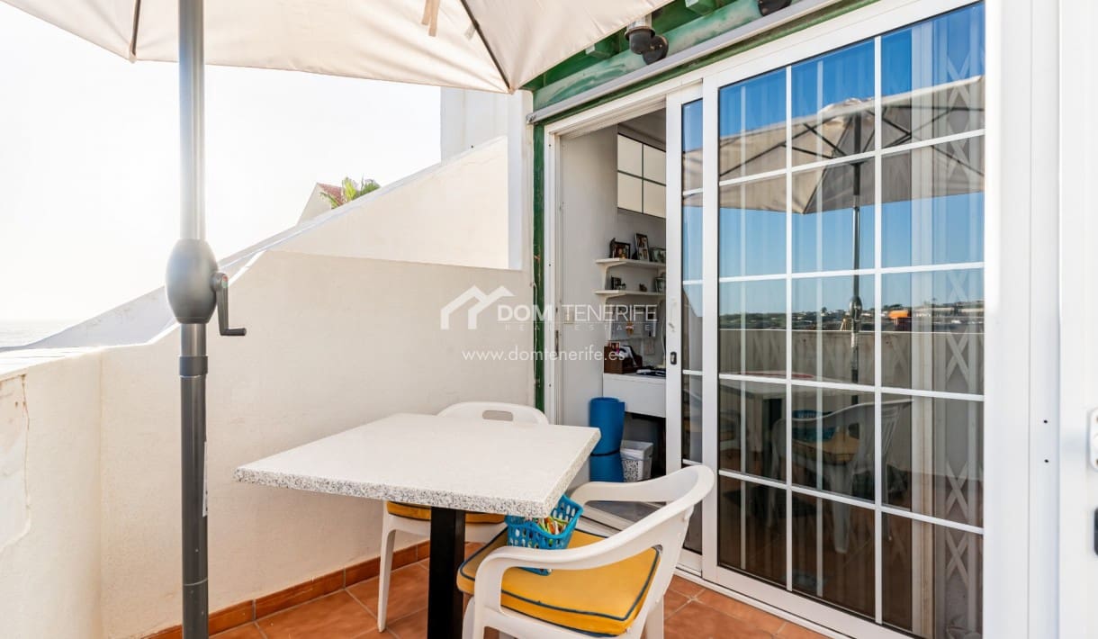 1 bedroom Apartment for sale in Guia de Isora with pool - € 230,000 (Ref: 9436610)