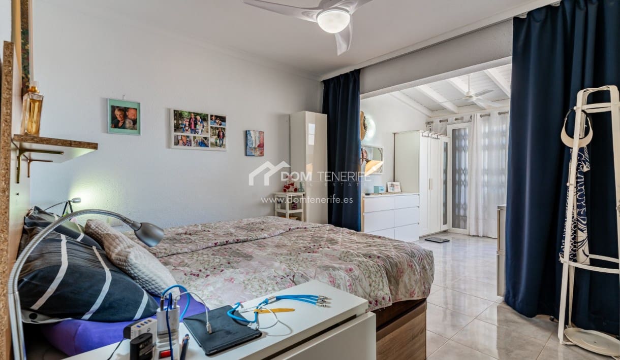 1 bedroom Apartment for sale in Guia de Isora with pool - € 230,000 (Ref: 9436610)