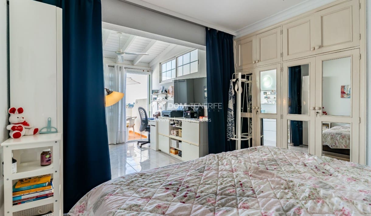 1 bedroom Apartment for sale in Guia de Isora with pool - € 230,000 (Ref: 9436610)