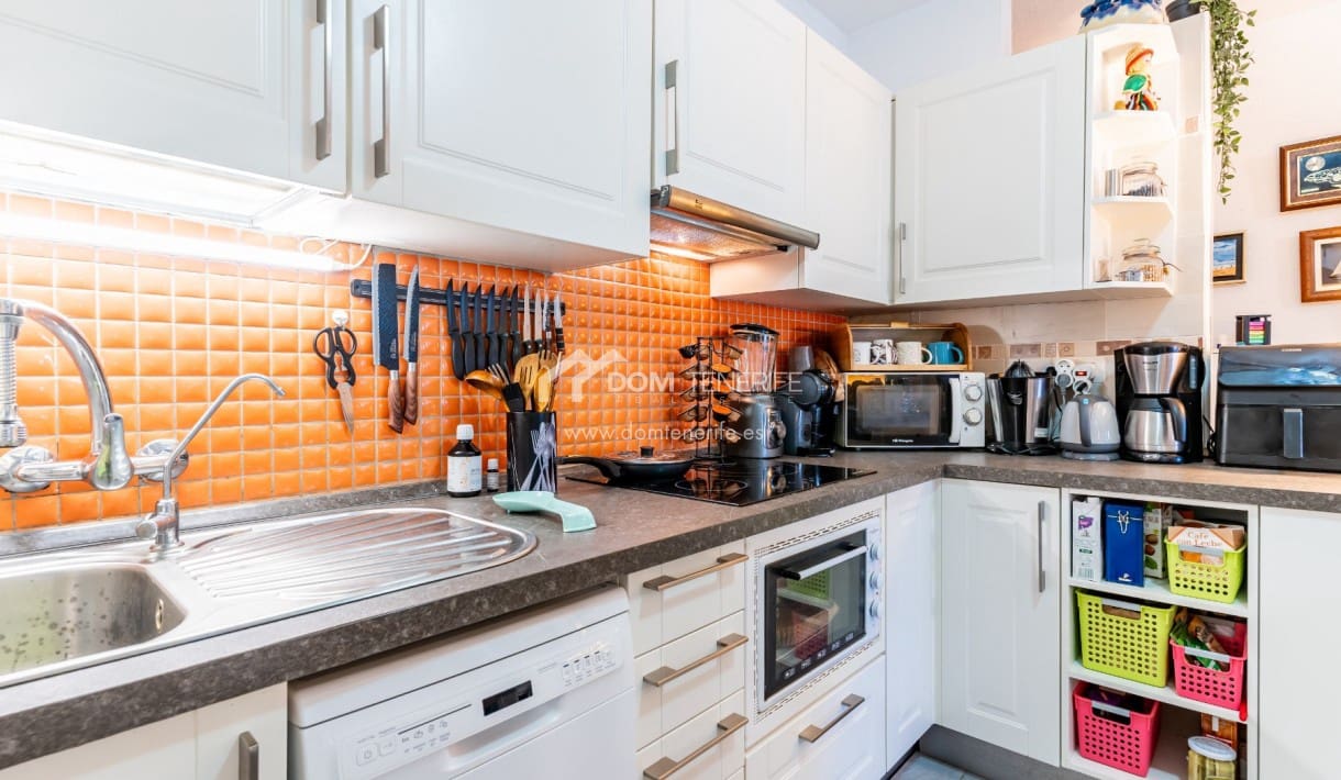 1 bedroom Apartment for sale in Guia de Isora with pool - € 230,000 (Ref: 9436610)