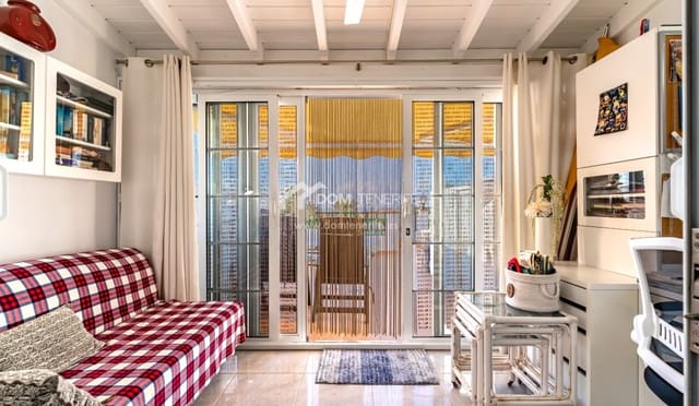 1 soveværelse Lejlighed til salg i Guía de Isora med swimmingpool - € 230.000 (Ref: 9436610)