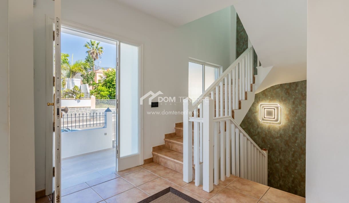 5 Zimmer Villa zu verkaufen in El Madronal mit Pool Garage - 1.830.000 € (Ref: 9443786)