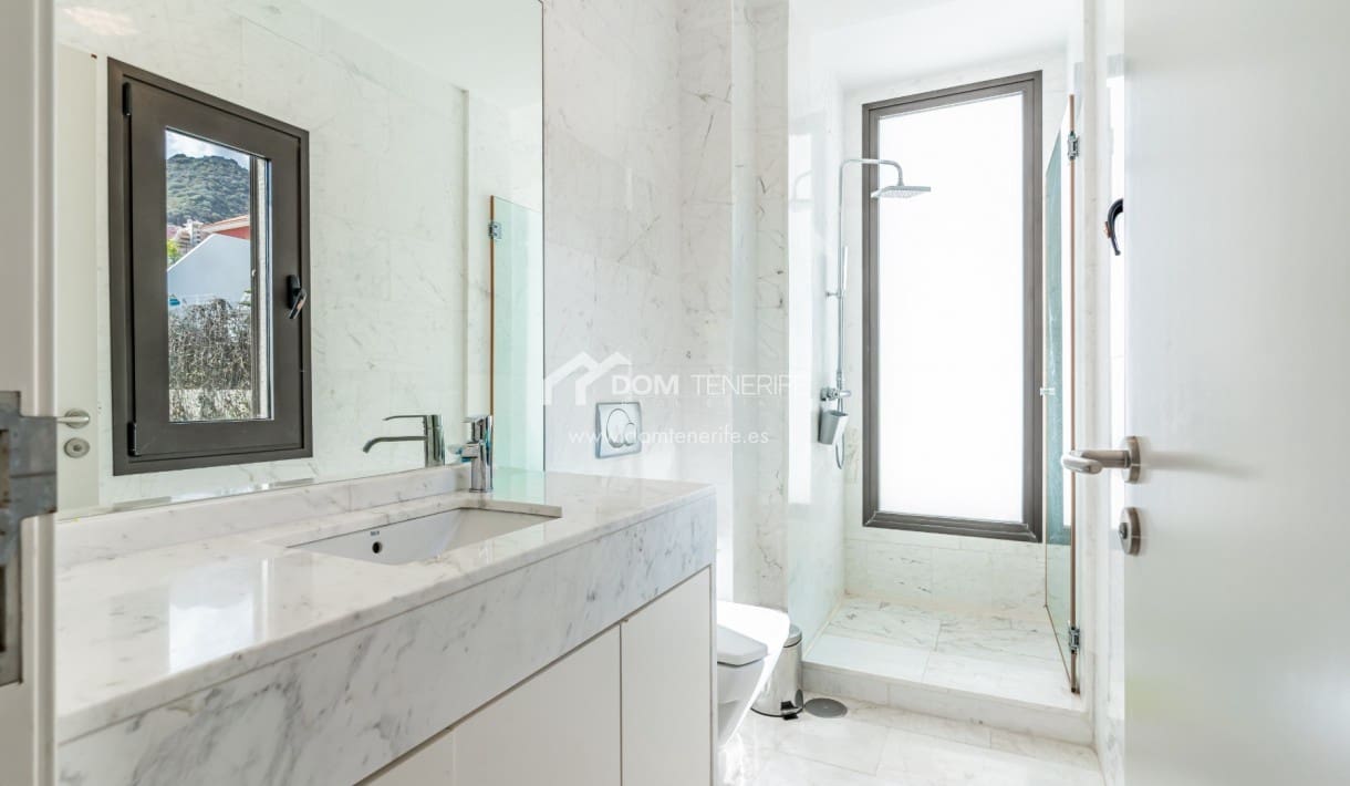 5 soveværelse Villa til salg i El Madronal med swimmingpool - € 2.730.000 (Ref: 9444606)