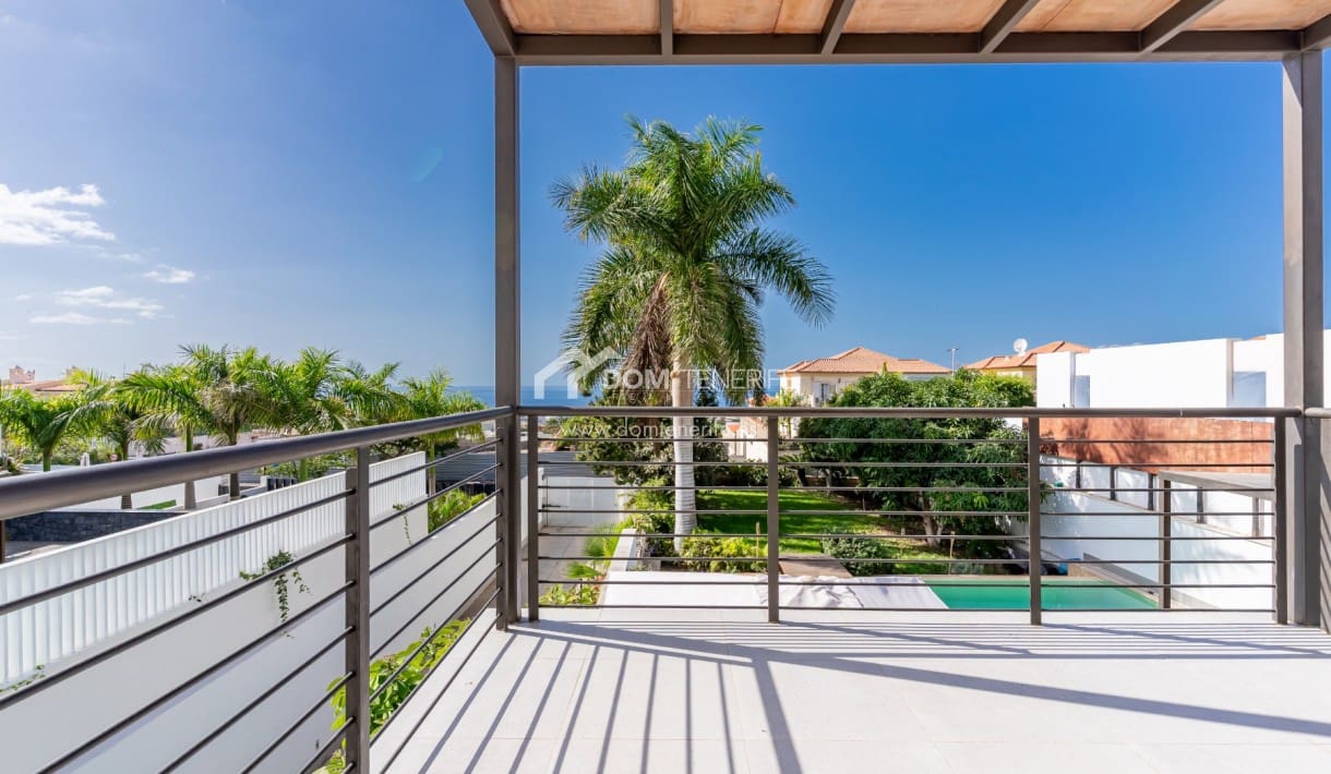 5 soveværelse Villa til salg i El Madronal med swimmingpool - € 2.730.000 (Ref: 9444606)