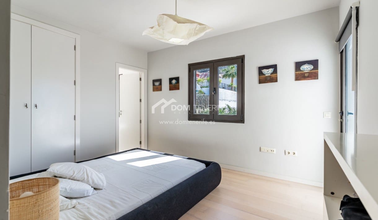 5 soveværelse Villa til salg i El Madronal med swimmingpool - € 2.730.000 (Ref: 9444606)