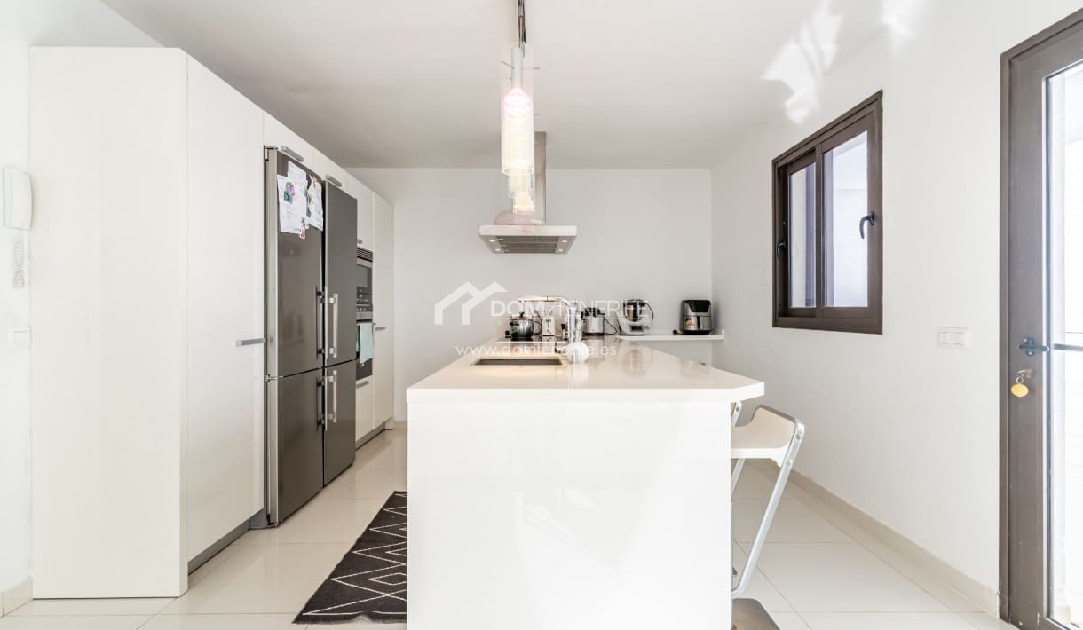 5 soveværelse Villa til salg i El Madronal med swimmingpool - € 2.730.000 (Ref: 9444606)