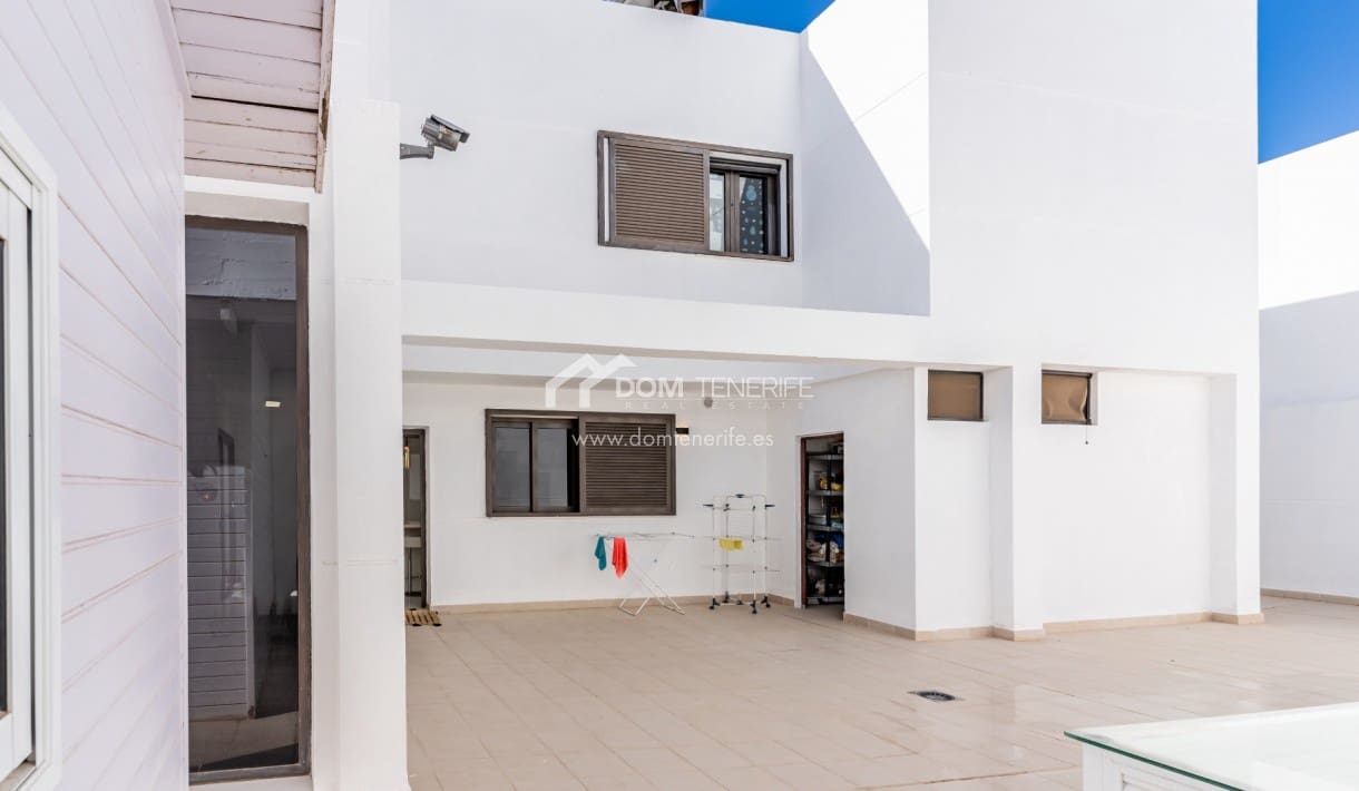 5 soveværelse Villa til salg i El Madronal med swimmingpool - € 2.730.000 (Ref: 9444606)