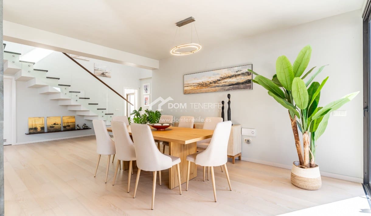 5 soveværelse Villa til salg i El Madronal med swimmingpool - € 2.730.000 (Ref: 9444606)