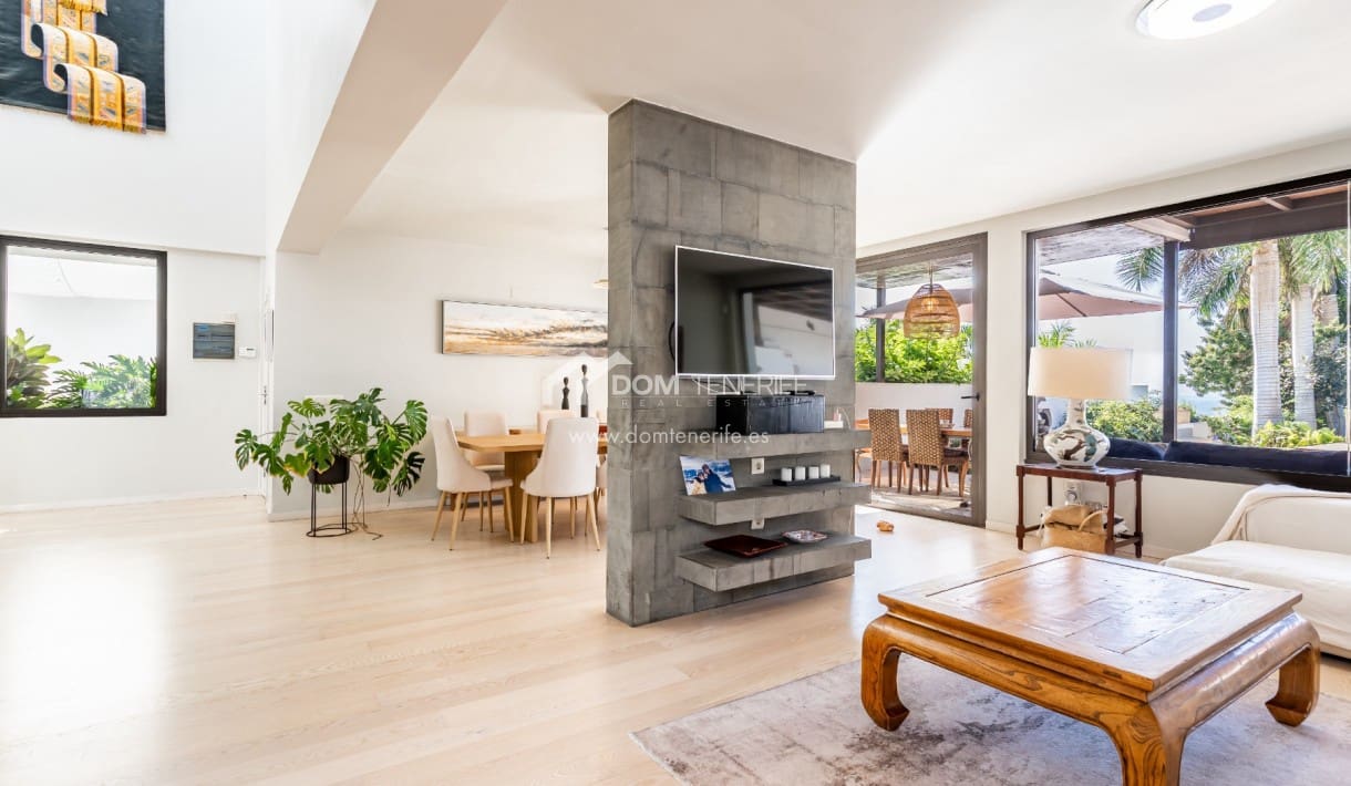 5 soveværelse Villa til salg i El Madronal med swimmingpool - € 2.730.000 (Ref: 9444606)