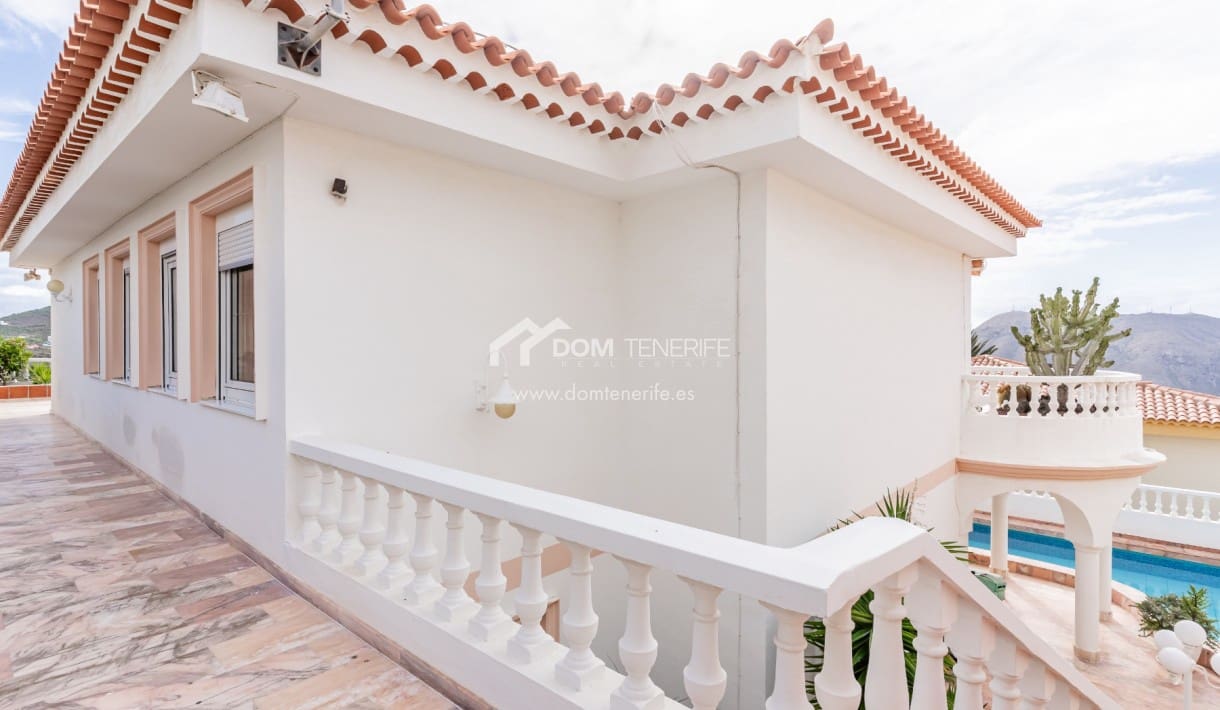 3 chambre Villa/Maison à vendre à Chayofa avec piscine garage - 990 000 € (Ref: 9474616)