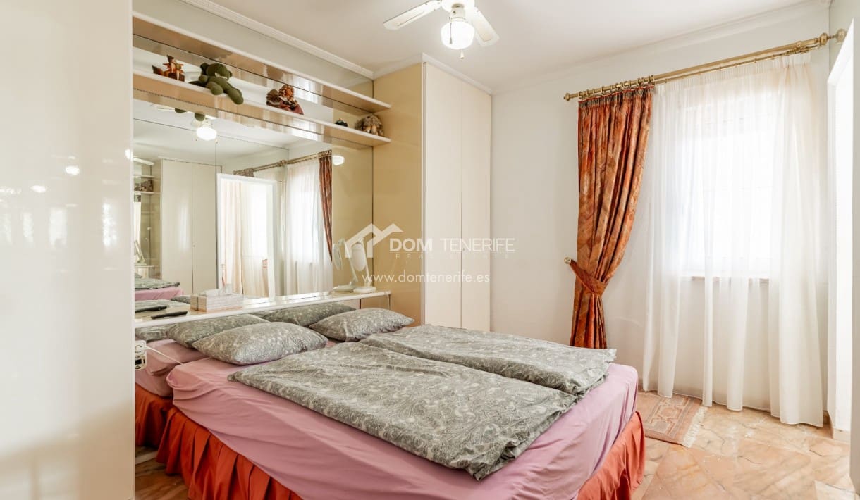 3 chambre Villa/Maison à vendre à Chayofa avec piscine garage - 990 000 € (Ref: 9474616)