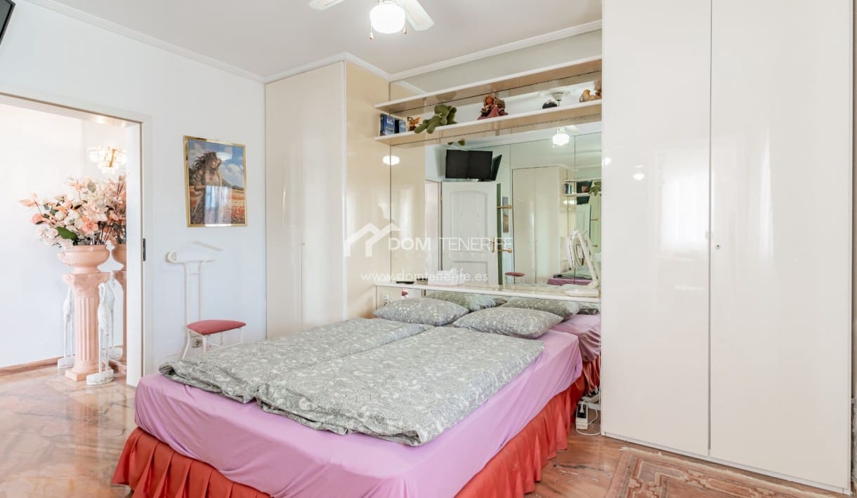 3 chambre Villa/Maison à vendre à Chayofa avec piscine garage - 990 000 € (Ref: 9474616)