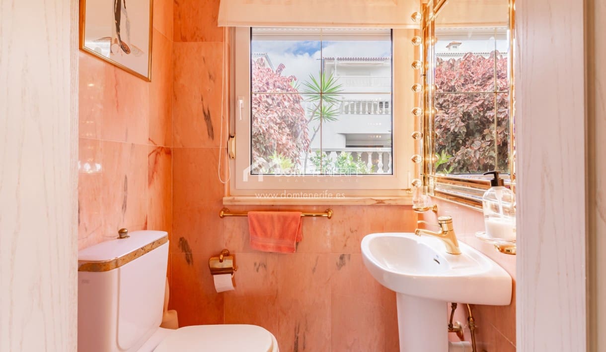 3 chambre Villa/Maison à vendre à Chayofa avec piscine garage - 990 000 € (Ref: 9474616)