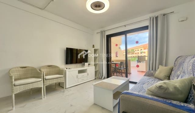 1 slaapkamer Appartement te huur in Playa de las Americas, Arona met zwembad - € 1.600 (Ref: 9496646)