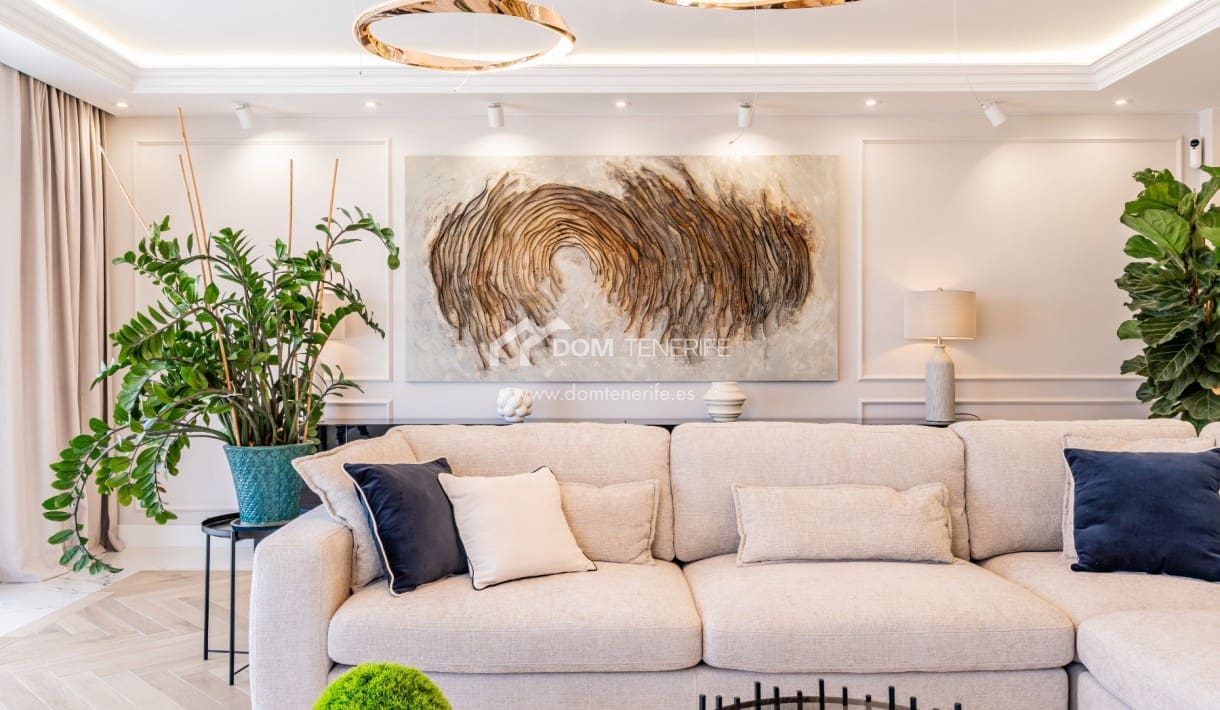 4 soveværelse Villa til salg i Costa Adeje med swimmingpool - € 2.600.000 (Ref: 9503553)