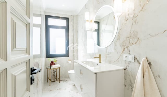 4 soveværelse Villa til salg i San Eugenio Alto, Adeje med swimmingpool - € 2.600.000 (Ref: 9503553)