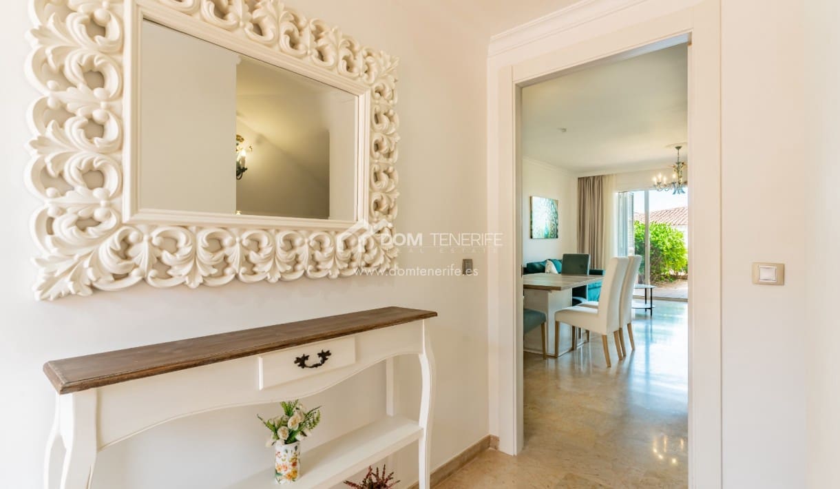 2 bedroom Townhouse for sale in Guia de Isora with pool garage - € 450,000 (Ref: 9525507)