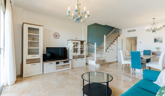 2 bedroom Townhouse for sale in Guía de Isora with pool garage - € 450,000 (Ref: 9525507)