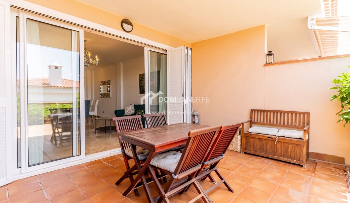 2 bedroom Townhouse for sale in Guia de Isora with pool garage - € 450,000 (Ref: 9525507)