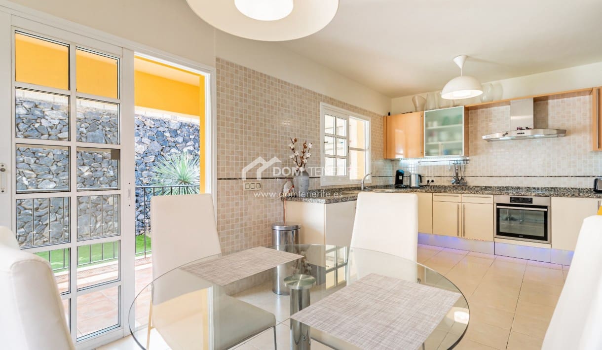 3 Zimmer Haus zu verkaufen in El Madronal mit Garage - 899.000 € (Ref: 9544104)