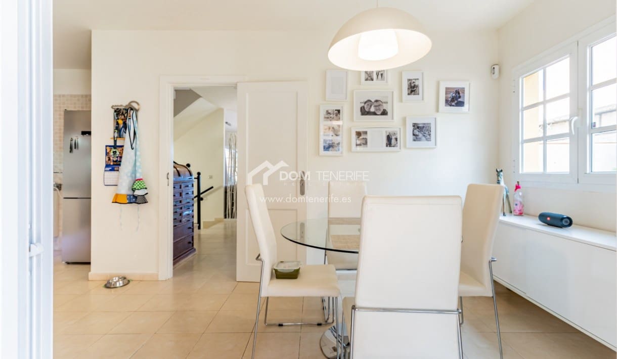 3 Zimmer Haus zu verkaufen in El Madronal mit Garage - 899.000 € (Ref: 9544104)