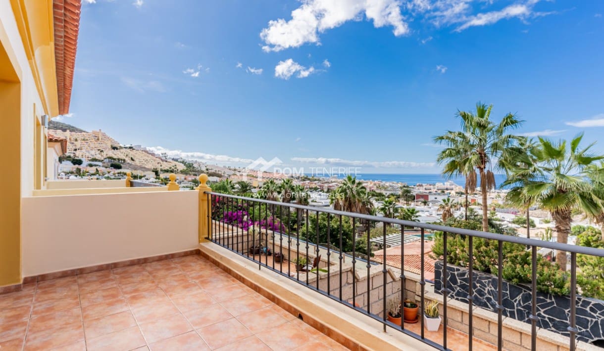 3 Zimmer Haus zu verkaufen in El Madronal mit Garage - 899.000 € (Ref: 9544104)