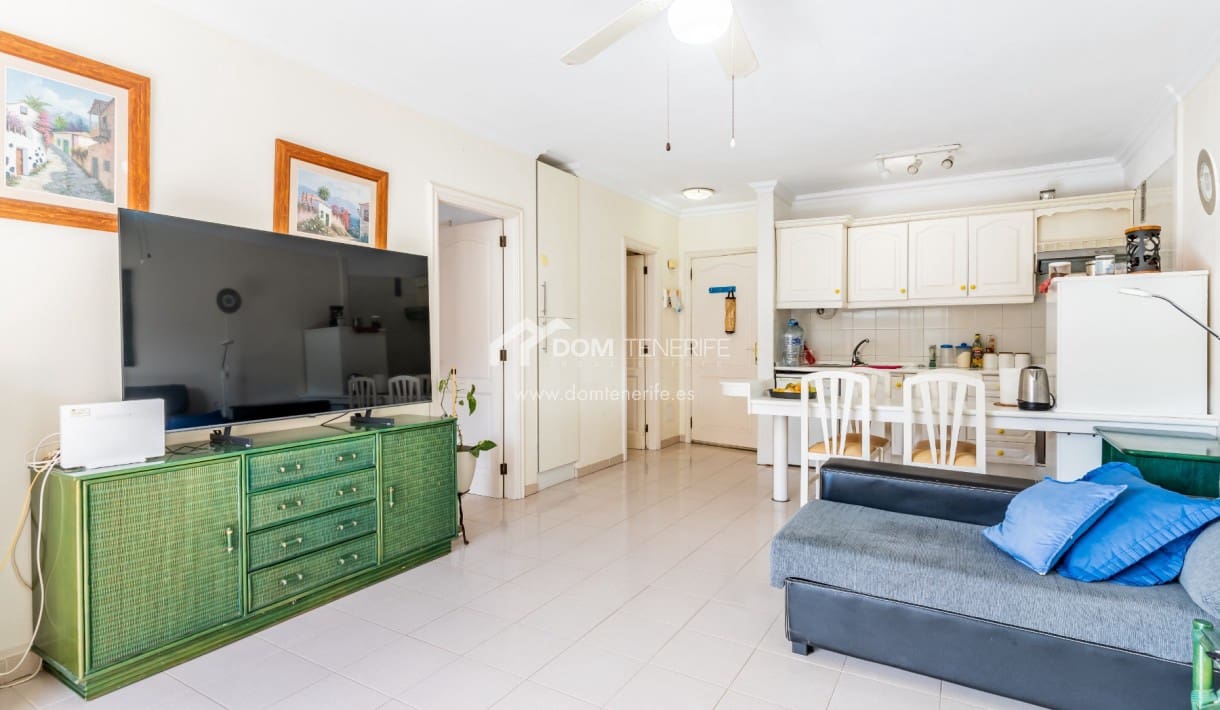 1 sovrum Lägenhet till salu i Puerto Santiago med pool - 235 000 € (Ref: 9547476)