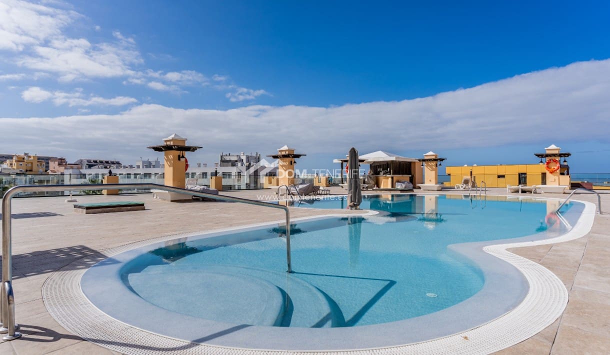 1 sovrum Lägenhet till salu i Puerto Santiago med pool - 235 000 € (Ref: 9547476)