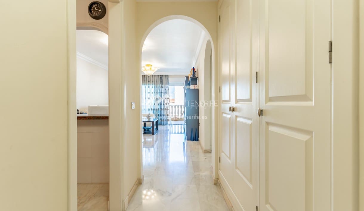 1 bedroom Apartment for sale in Los Gigantes with pool - € 439,000 (Ref: 9603399)