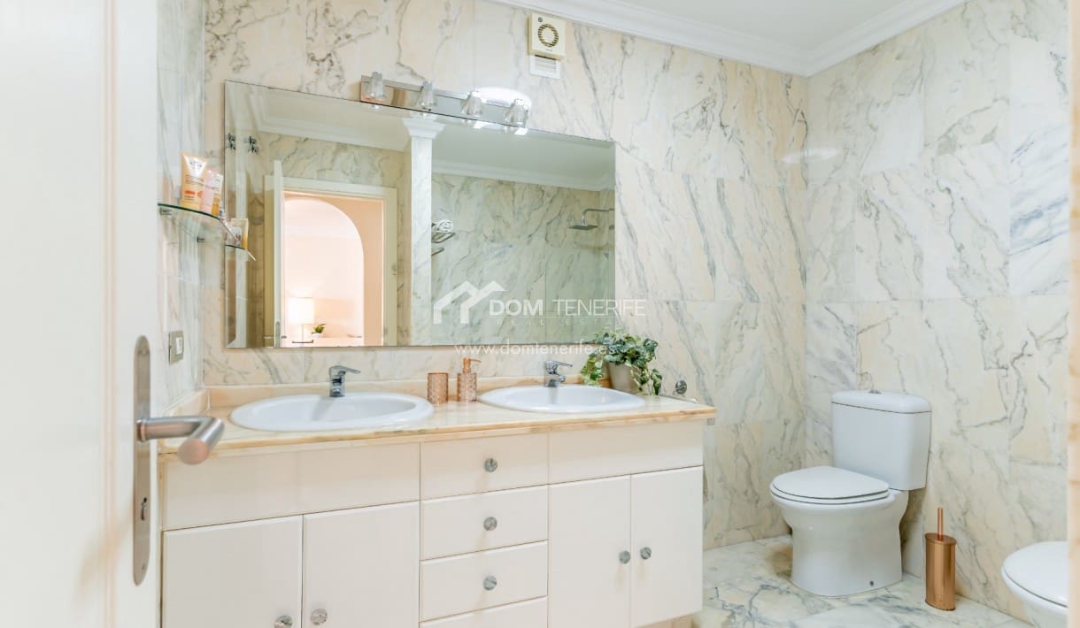 1 bedroom Apartment for sale in Los Gigantes with pool - € 439,000 (Ref: 9603399)