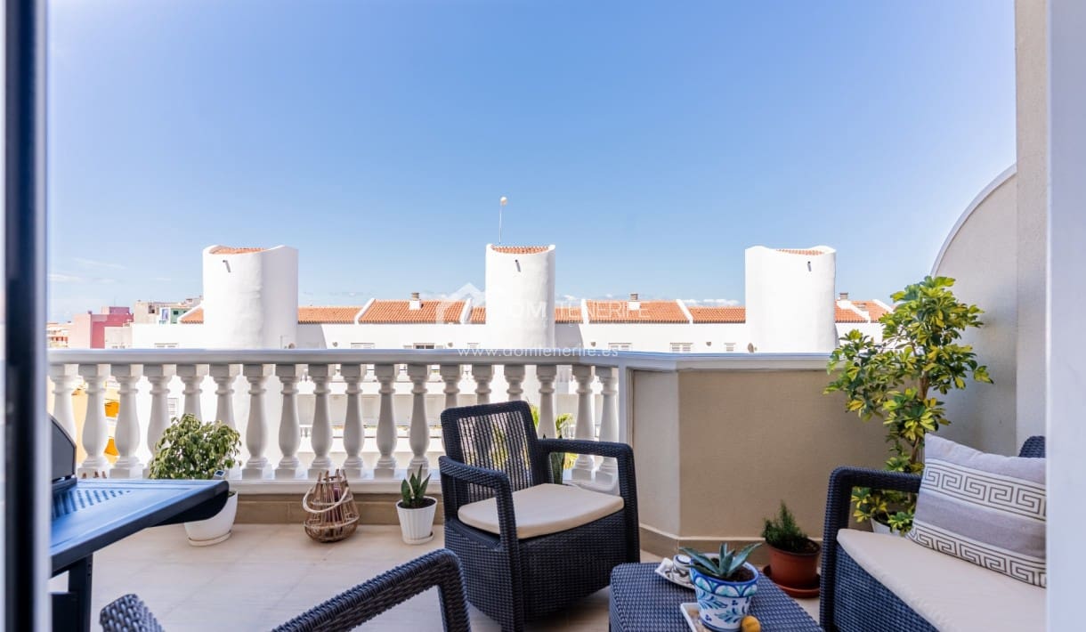 1 bedroom Apartment for sale in Los Gigantes with pool - € 439,000 (Ref: 9603399)