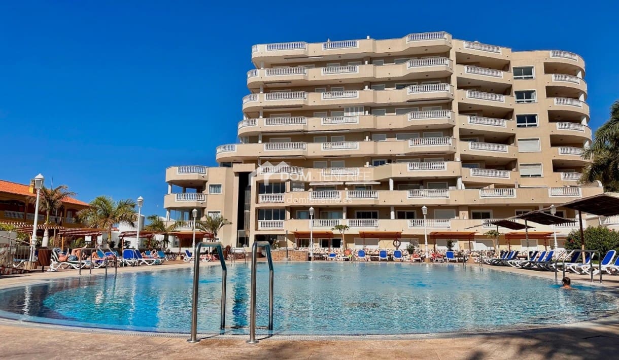 1 bedroom Apartment for sale in Los Gigantes with pool - € 439,000 (Ref: 9603399)