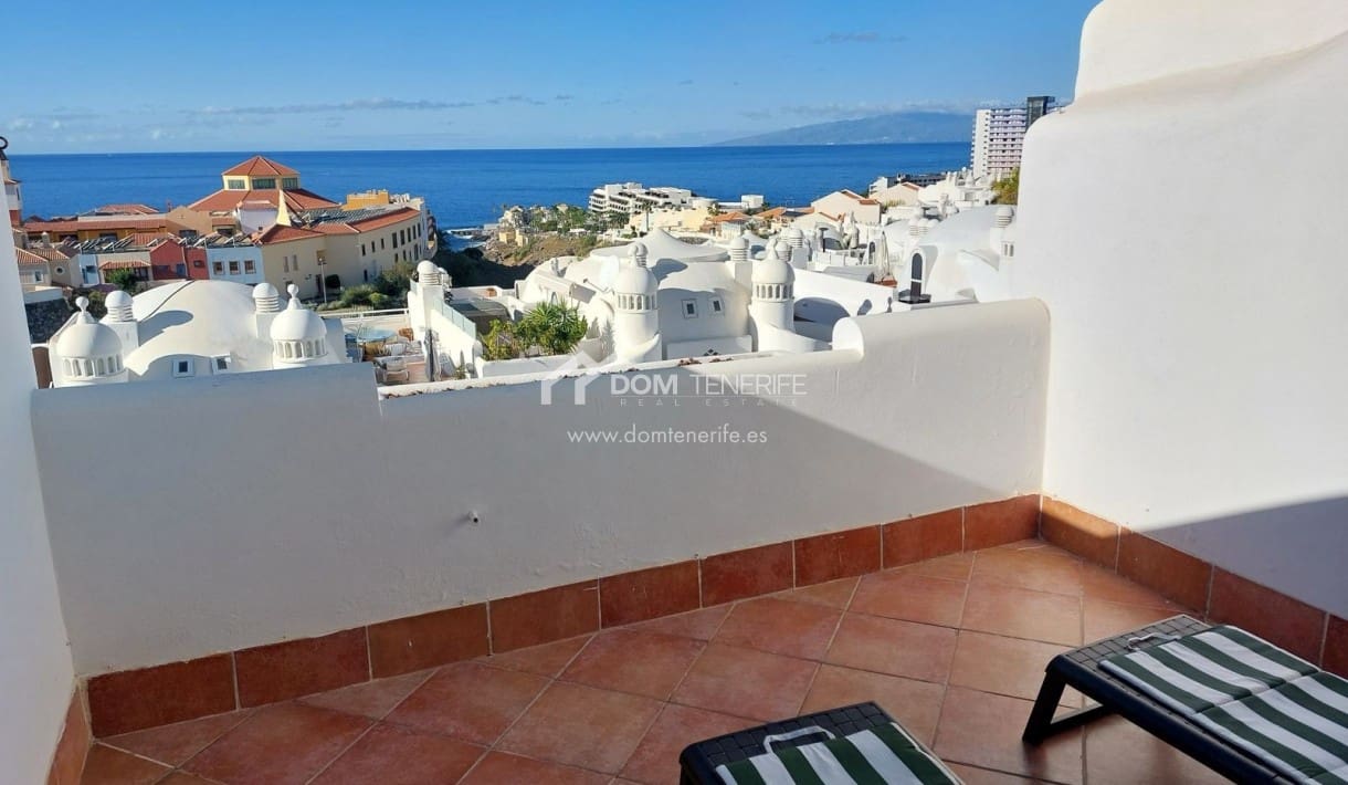 2 sovrum Hus till salu i Playa Paraiso med pool - 475 000 € (Ref: 9624319)