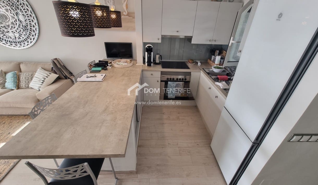 3 makuuhuone Omakotitalo myytävänä paikassa Playa Paraiso mukana uima-altaan - 590 000 € (Ref: 9626965)