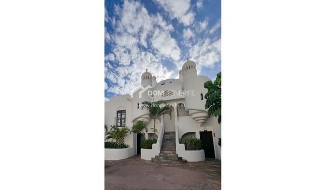 3 makuuhuone Omakotitalo myytävänä paikassa Playa Paraiso, Adeje mukana uima-altaan - 590 000 € (Ref: 9626965)