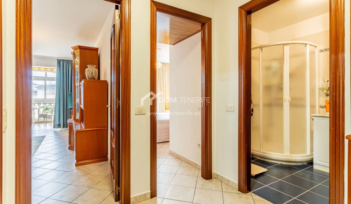 1 sovrum Lägenhet att hyra i Los Cristianos med pool - 1 250 € (Ref: 9657079)