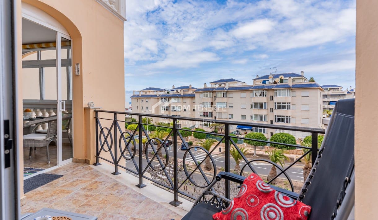 1 sovrum Lägenhet att hyra i Los Cristianos med pool - 1 250 € (Ref: 9657079)