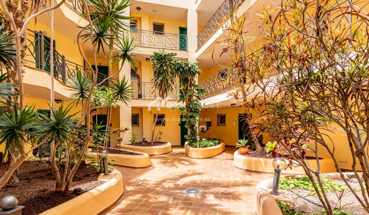 1 sovrum Lägenhet att hyra i Los Cristianos med pool - 1 250 € (Ref: 9657079)