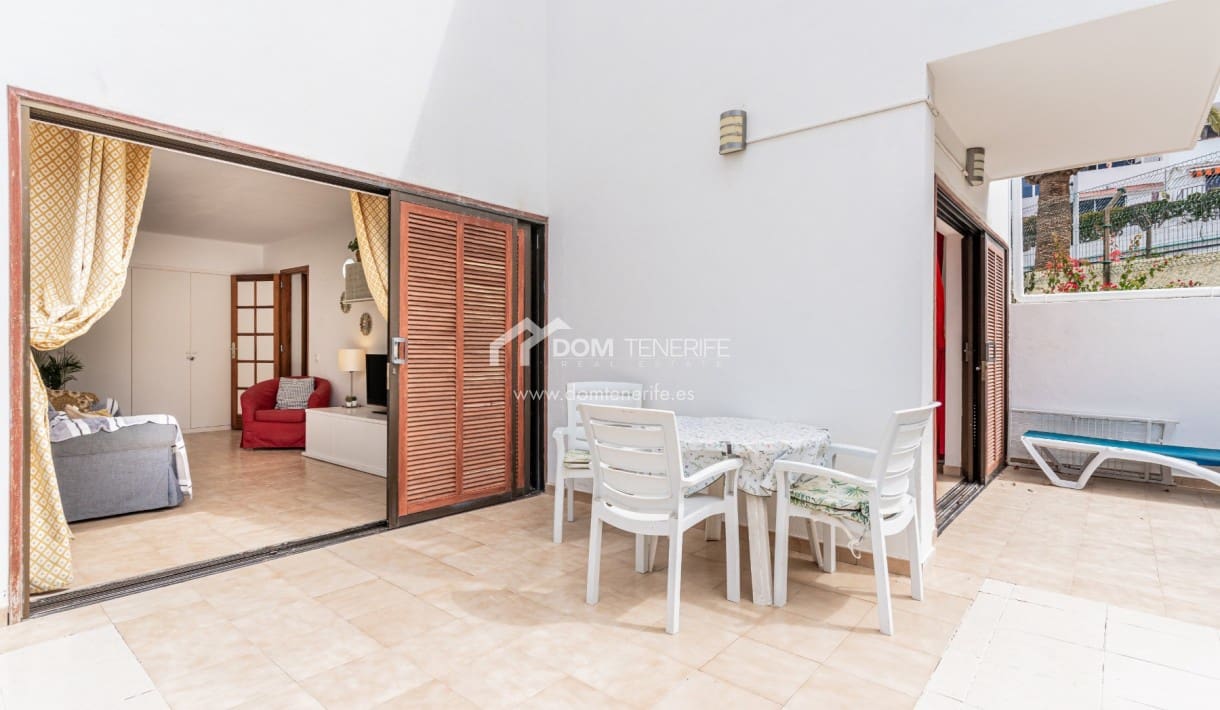 4 slaapkamer Halfvrijstaande villa te koop in Costa Adeje met zwembad - € 599.999 (Ref: 9678282)