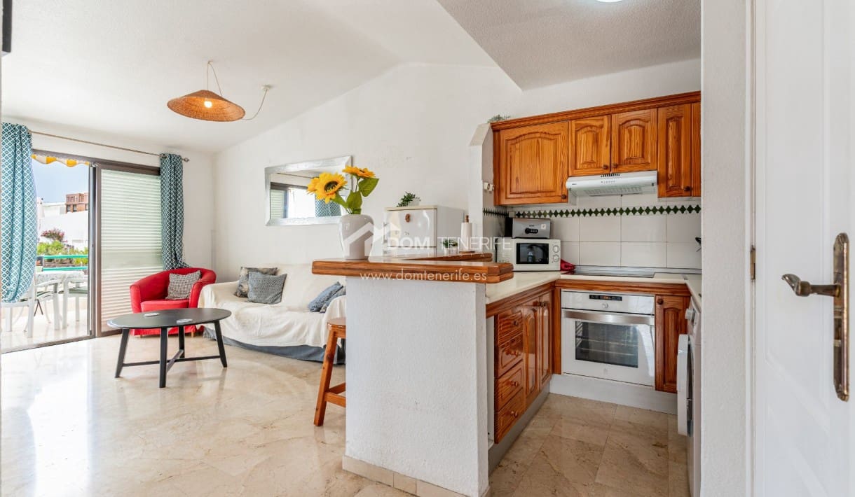 4 slaapkamer Halfvrijstaande villa te koop in Costa Adeje met zwembad - € 599.999 (Ref: 9678282)