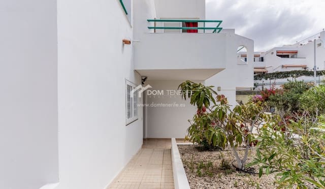 4 slaapkamer Halfvrijstaande villa te koop in San Eugenio Bajo, Adeje met zwembad - € 599.999 (Ref: 9678282)