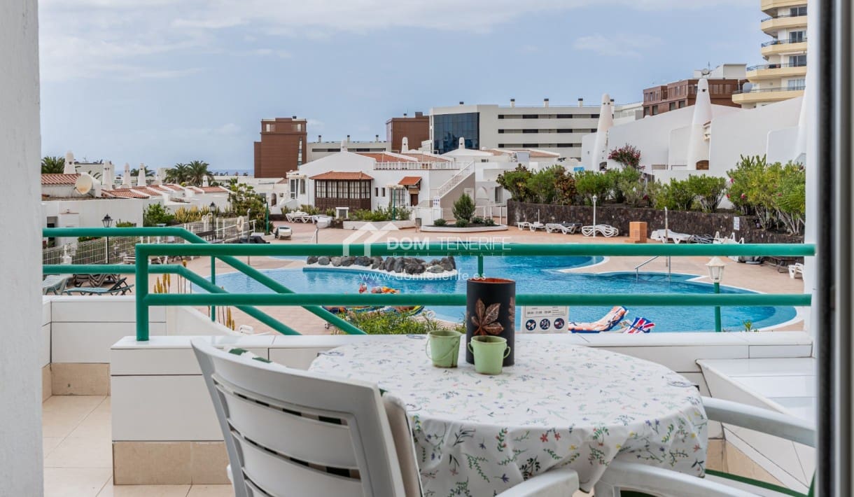 4 slaapkamer Halfvrijstaande villa te koop in Costa Adeje met zwembad - € 599.999 (Ref: 9678282)